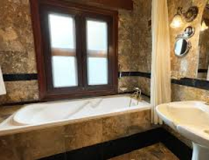 Khách sạn sài gòn quận 1 có bồn tắm